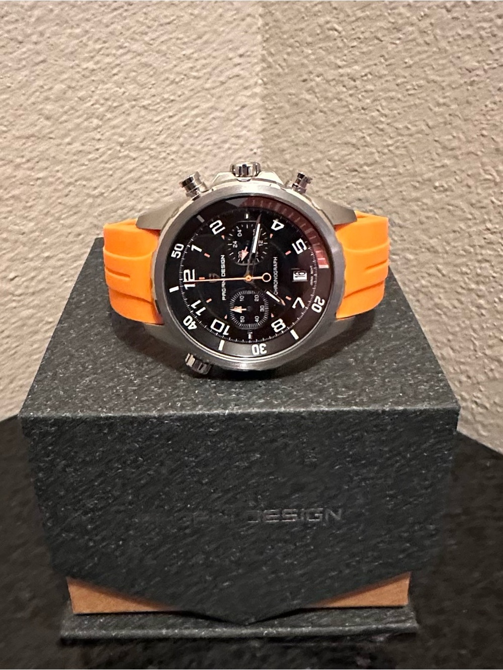 Pagani Design PD-1811 Men’s Chronograph Watch | New | Extra Orange Silicone Band - Picture 6 of 8